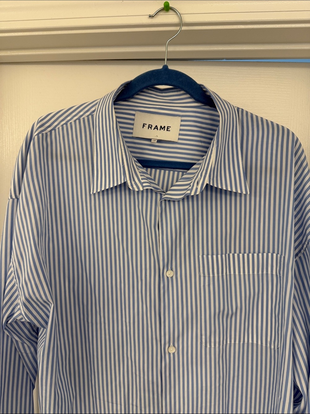 Frame Denim Men's Blue & White Vertical Stripe Button-Down Shirt